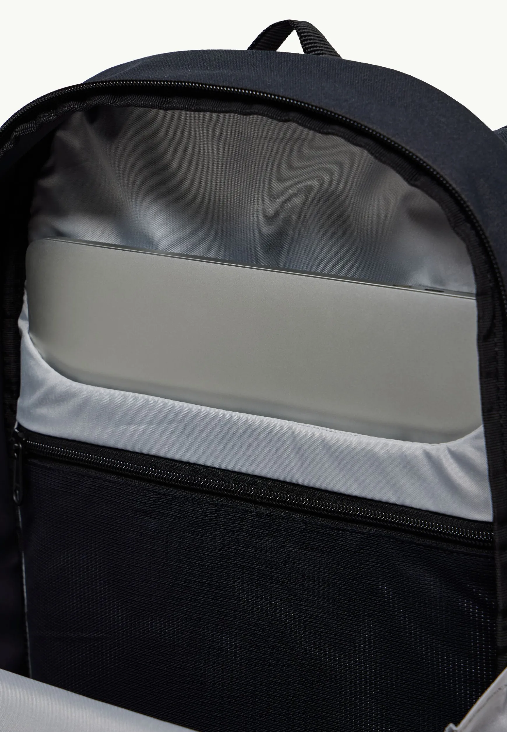 Mainkai Pack